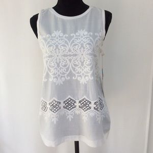 Dylan White Embossed Top NWT